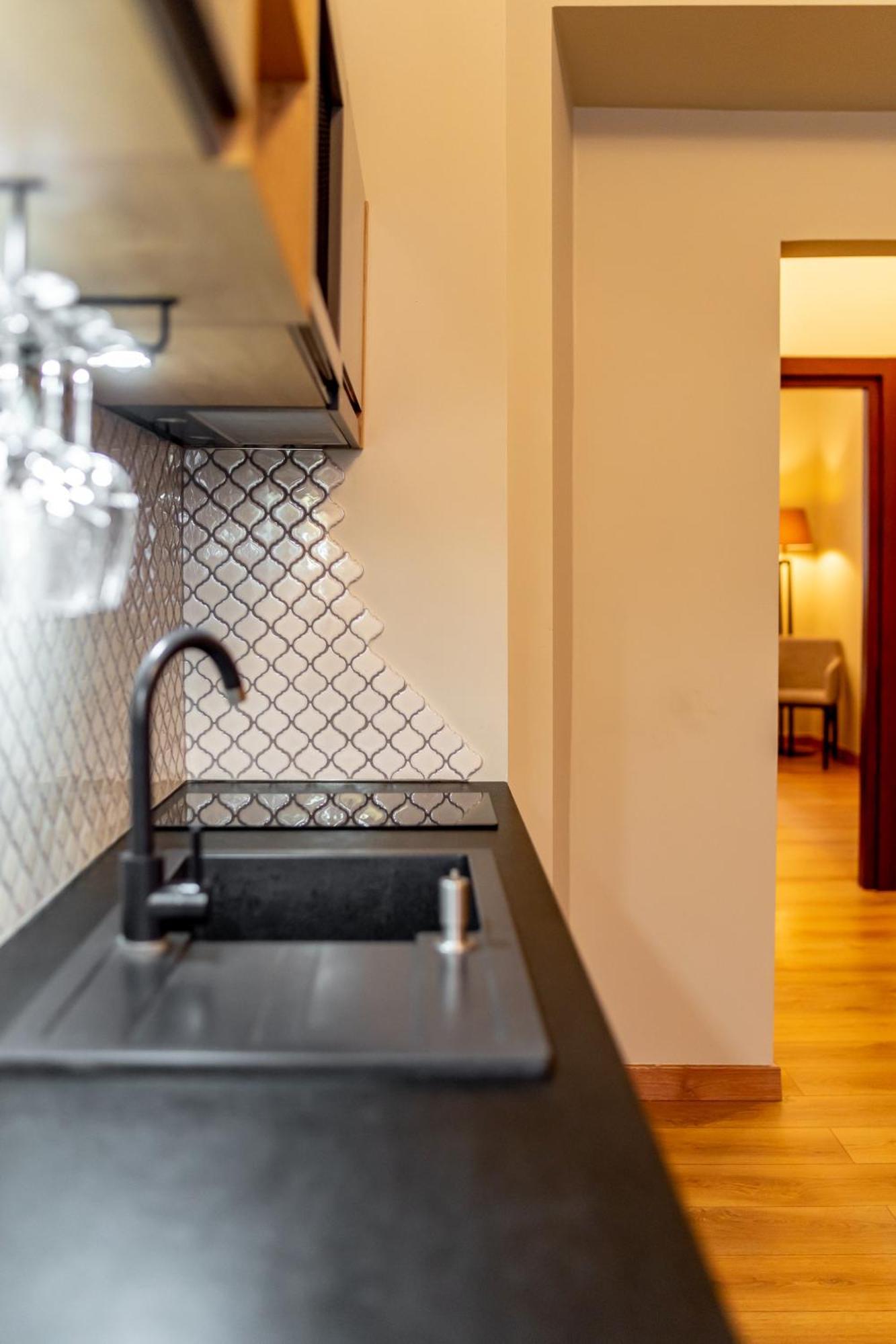 Old Town Ac Apartments Main Raiway Station Cracovia Esterno foto