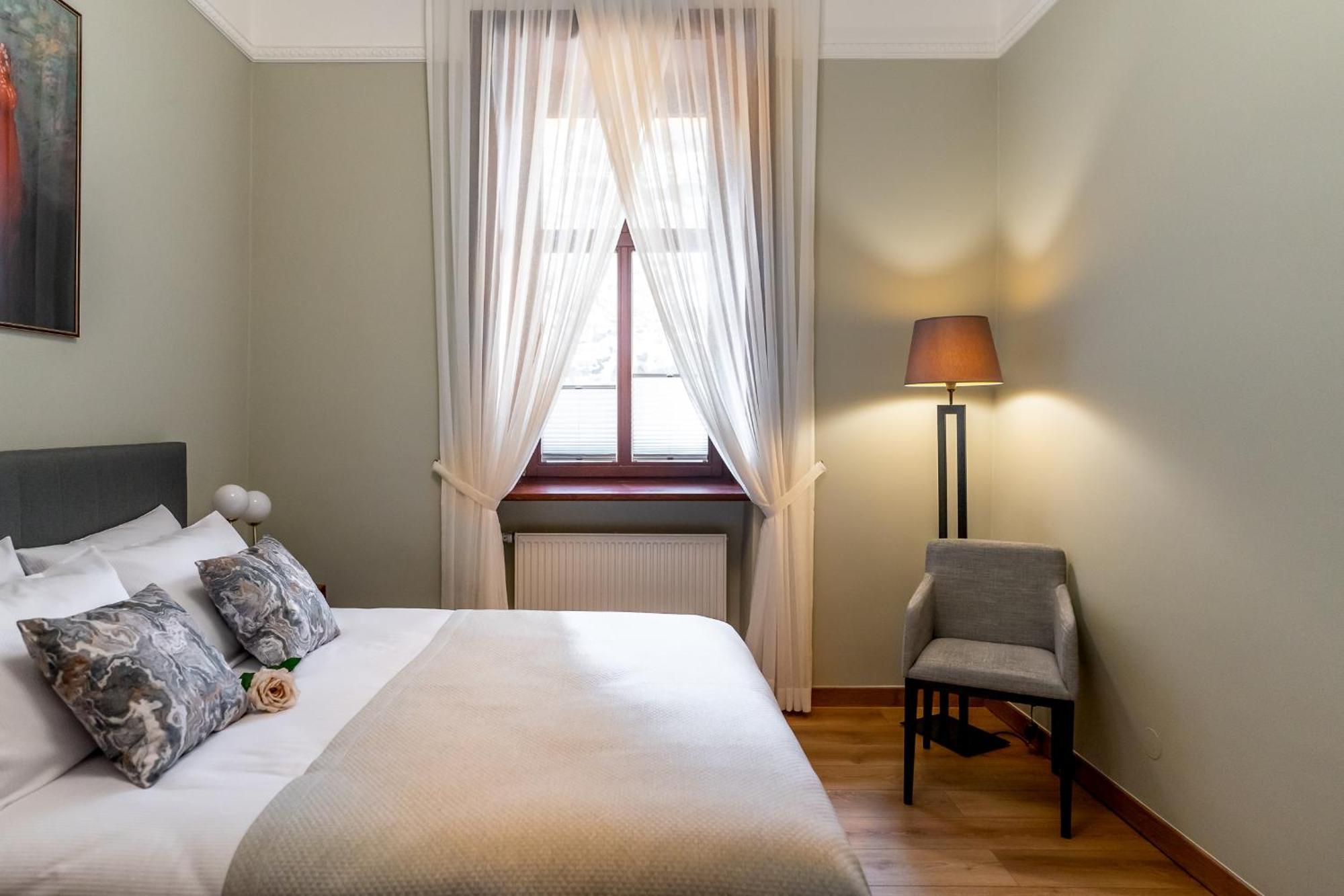 Old Town Ac Apartments Main Raiway Station Cracovia Esterno foto