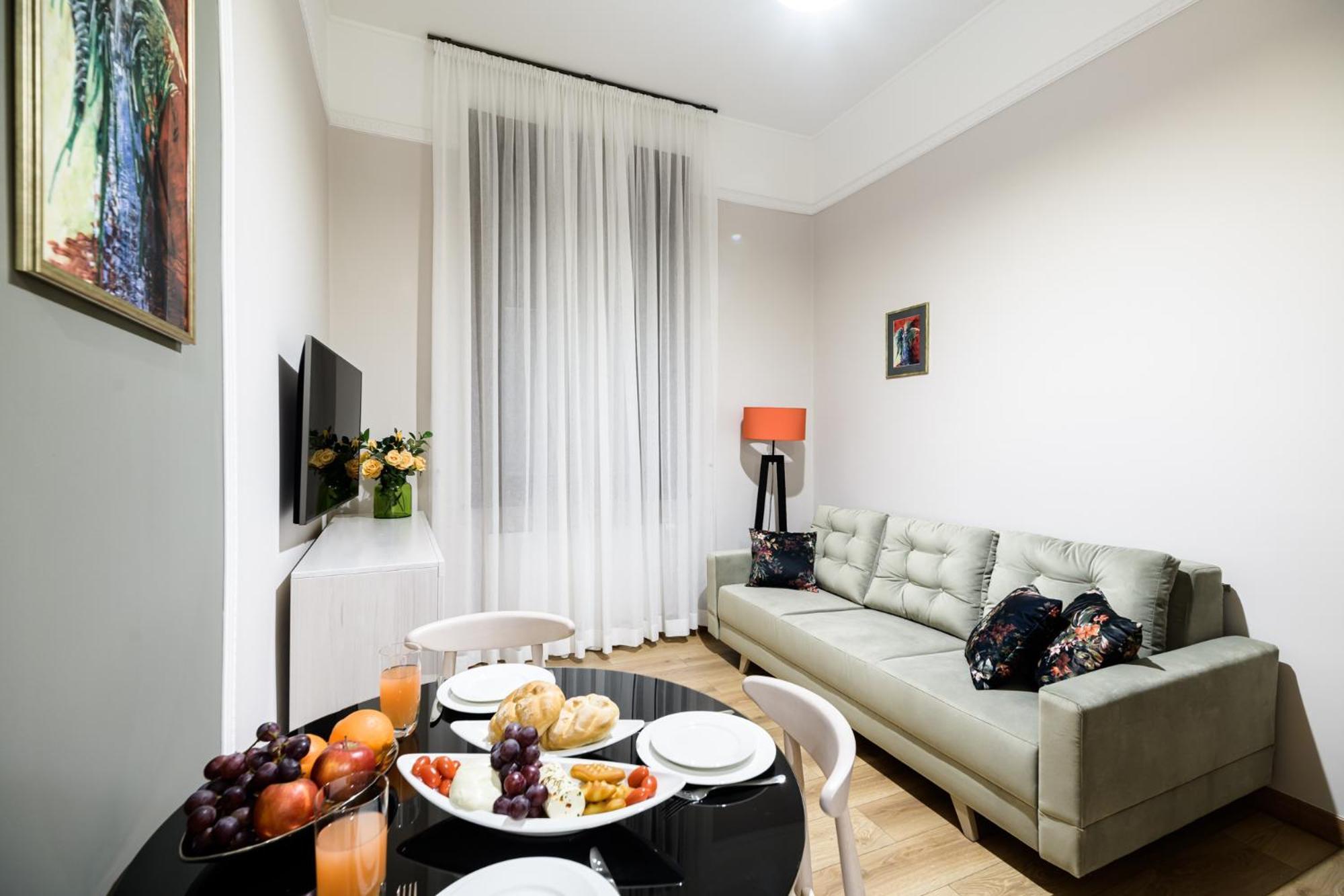 Old Town Ac Apartments Main Raiway Station Cracovia Esterno foto